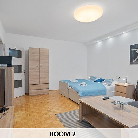 Apartman I Sobe Sofi With Common Kitchen Bathroom And Toilet Zagreb Eksteriør bilde