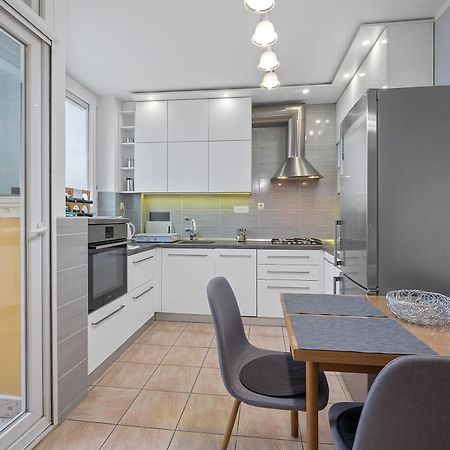 Apartman I Sobe Sofi With Common Kitchen Bathroom And Toilet Zagreb Eksteriør bilde